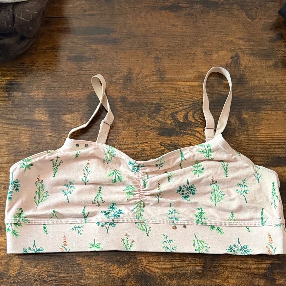 Duluth Trading Company Free Range Organic Cotton Bralette Pink and Green